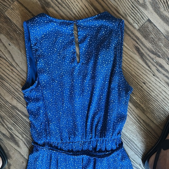 Aqua Sheer Jumpsuit Lined V neck Blue and White Medium EUC - Picture 5 of 6